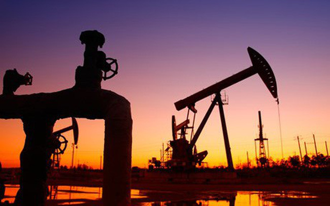 Tồn kho dầu sẽ giảm nhờ Saudi Arabia cắt giảm sản lượng
