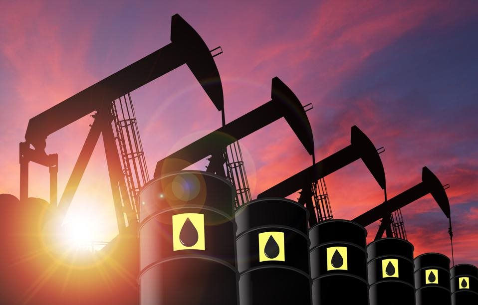 IEA: Giá dầu sẽ có nhiều biến động cho đến chừng nào mâu thuẫn của OPEC+ được giải quyết