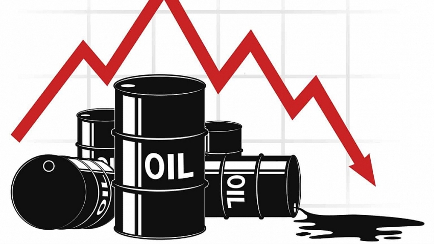 Hợp đồng dầu bị bán tháo khi hàng loạt các yếu tố tiêu cực gây áp lực lên giá