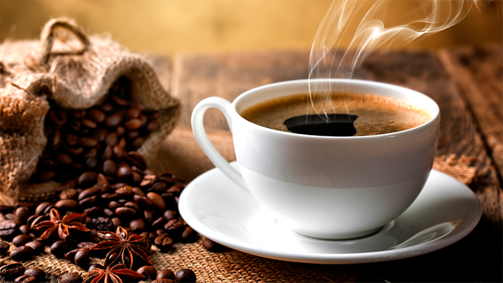 Giá ly cà phê mỗi buổi sáng đang tăng dần từng ngày mà bạn không biết
