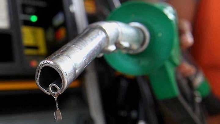 Giá xăng dầu thế giới giảm mạnh, giá xăng trong nước đang ở mức cao nhất 7 năm