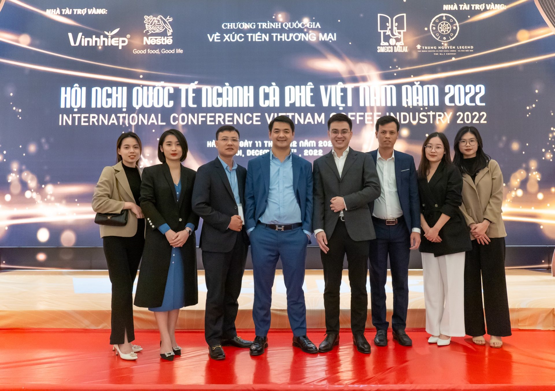 Lãnh đạo MXV, Trung tâm Tin tức Hàng hóa Việt Nam cùng Thành viên Kinh doanh Hữu Nghị tham dự sự kiện