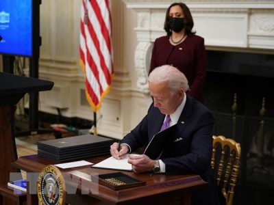 Hệ lụy tiềm tàng từ gói cứu trợ 1.900 tỷ USD của ông Biden đối với thị trường tài chính