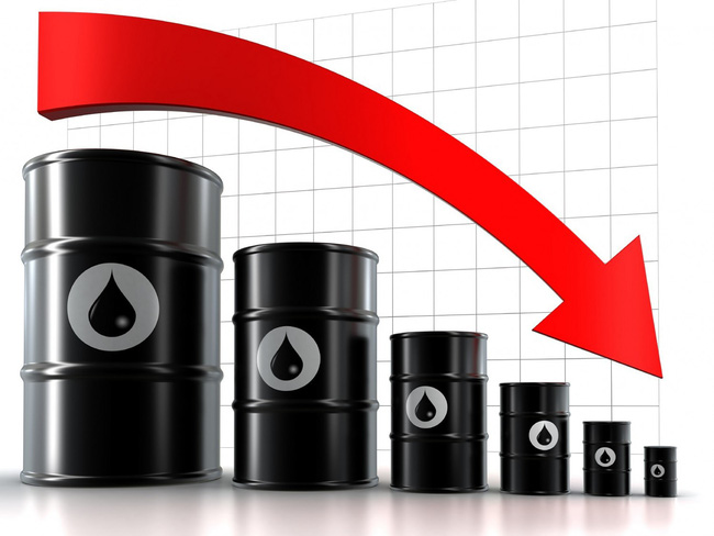 Giá dầu tiếp tục giảm mạnh hơn 5%