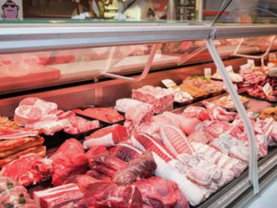 Giá heo hơi ngày 12/02: Lùi dần về mốc 70.000 đồng/kg