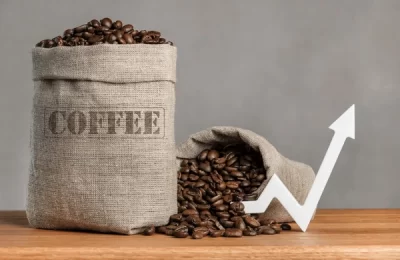 Nguồn cung thắt chặt đẩy giá giá cà phê tăng mạnh