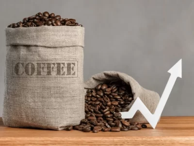 Nguồn cung thắt chặt đẩy giá giá cà phê tăng mạnh